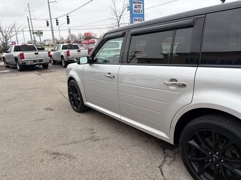 Used 2019 Ford Flex Limited w/ Appearance Package FWD image 4