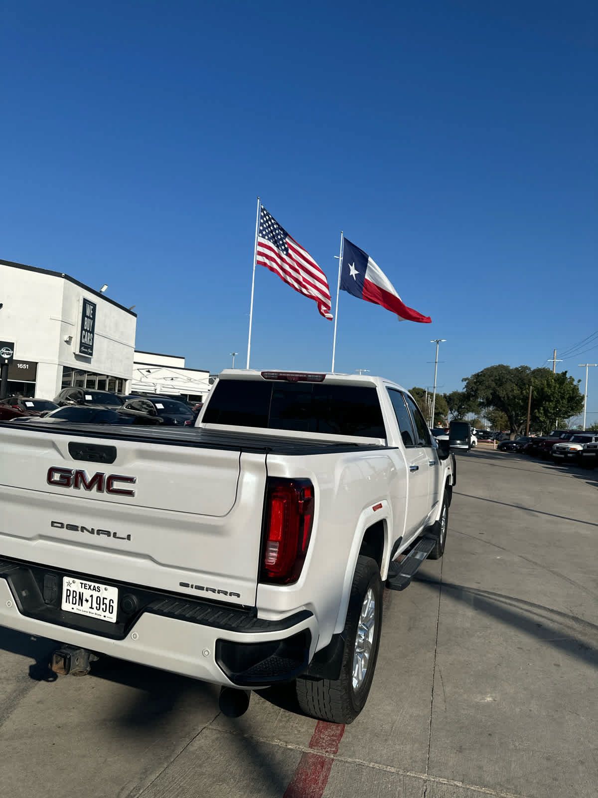 Used 2021 GMC Sierra 3500 Denali w/ Denali Ultimate Package AWD/4WD image 3