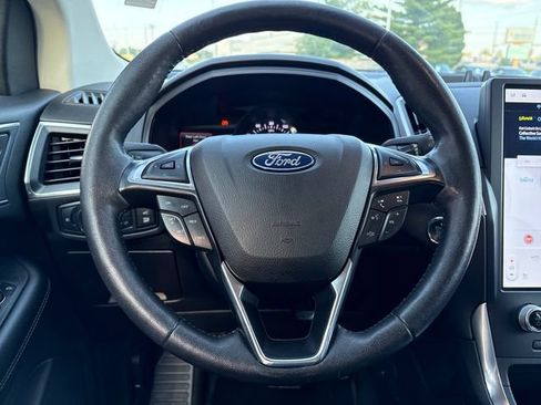 Used 2022 Ford Edge Titanium AWD/4WD image 14