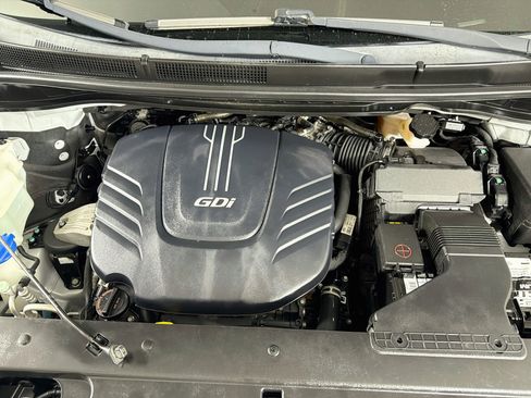 Used 2017 Kia Sedona SX FWD image 35