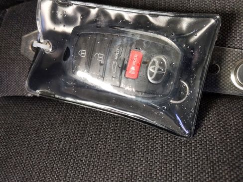 Certified 2025 Toyota Camry LE image 35