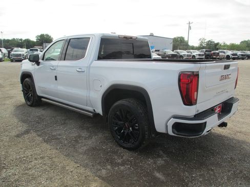 New 2026 GMC Sierra 1500 Denali w/ Denali Reserve Package AWD/4WD image 7