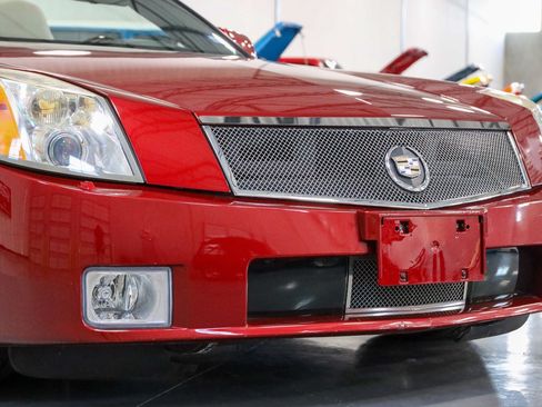 Used 2008 Cadillac XLR RWD image 7