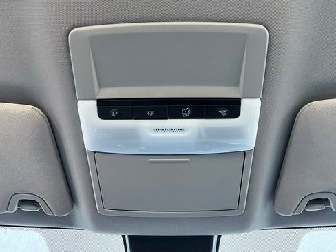 Used 2025 Nissan Altima 2.5 SV image 17