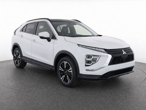 Used 2023 Mitsubishi Eclipse Cross SE AWD/4WD image 2