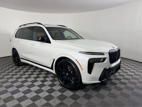 New 2026 BMW X7 M60i image 1
