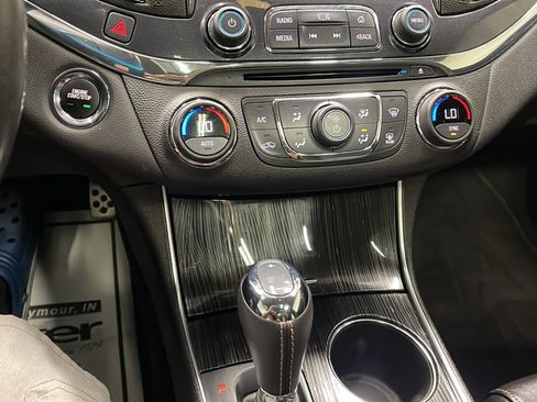 Used 2019 Chevrolet Impala Premier FWD image 10