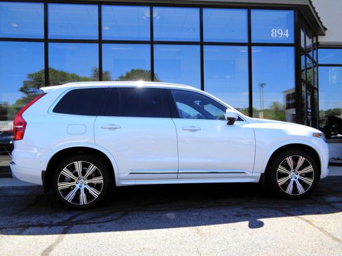 Used 2022 Volvo XC90 T6 Inscription image 4