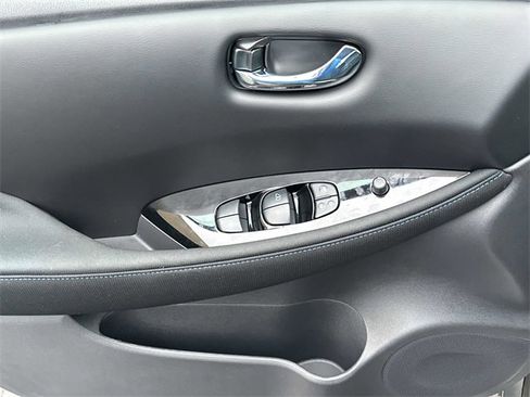 New 2025 Nissan Leaf SV Plus image 28