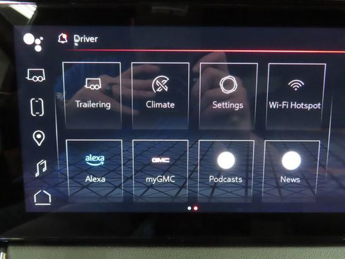 Used 2025 GMC Sierra 1500 AT4 w/ AT4 Premium Package AWD/4WD image 31
