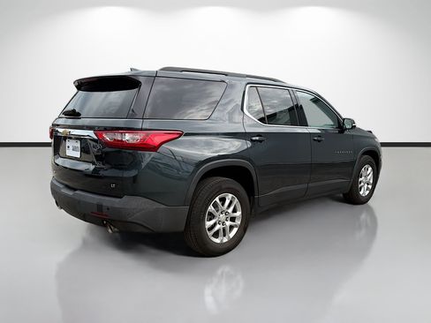 Used 2020 Chevrolet Traverse LT AWD/4WD image 3