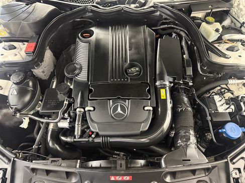 Used 2014 Mercedes-Benz C 250 Sedan image 18