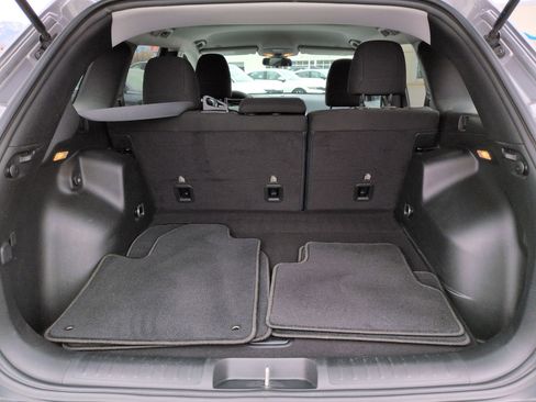 Used 2019 Jeep Cherokee Latitude w/ Popular Appearance Group image 29