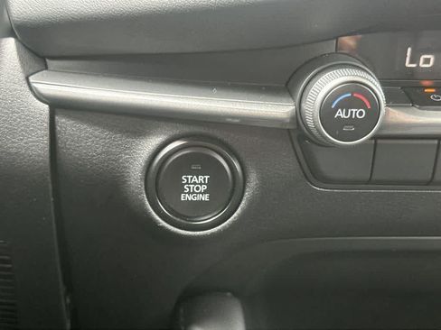 Used 2022 MAZDA MAZDA3 s FWD image 24