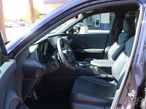 Used 2024 Lexus TX 500h AWD w/ Technology Package image 13
