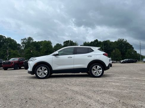Used 2024 Buick Encore GX Preferred FWD image 16