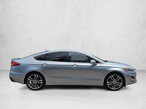 Used 2020 Ford Fusion Titanium AWD/4WD image 4