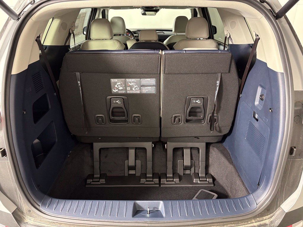New 2026 Kia Carnival EX FWD image 41
