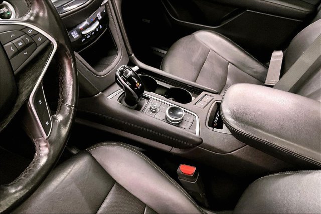 Used 2021 Cadillac XT5 Premium Luxury FWD image 17