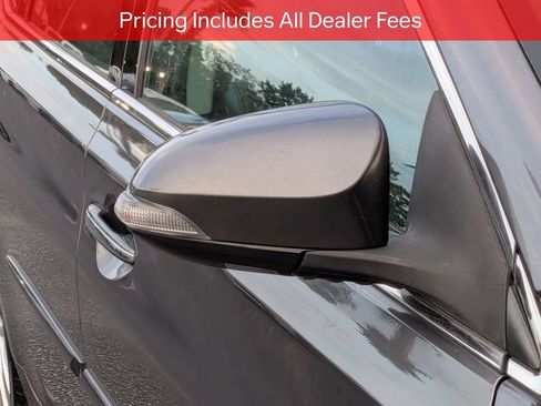Used 2018 Toyota Avalon Limited FWD image 12