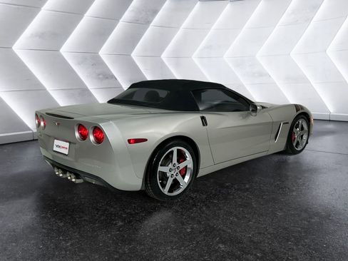 Used 2007 Chevrolet Corvette Convertible w/ Preferred Equipment Group image 4