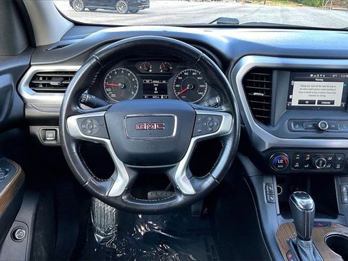 Certified 2019 GMC Acadia SLE image 9