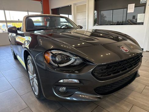 Used 2019 FIAT 124 Spider Lusso w/ Convenience Group image 1