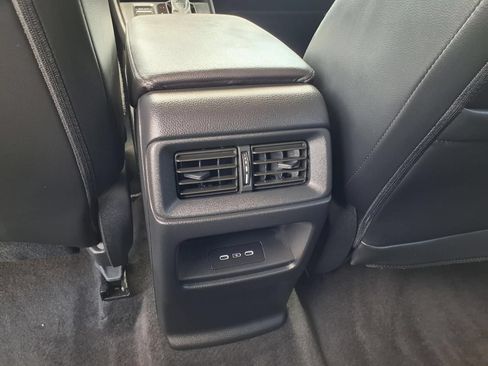 Used 2024 Honda CR-V EX-L image 15