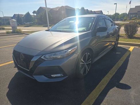 Used 2020 Nissan Sentra SR FWD image 3