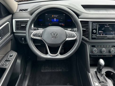 Used 2023 Volkswagen Atlas SE FWD image 14
