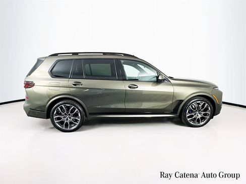 Used 2024 BMW X7 xDrive40i w/ M Sport Package AWD/4WD image 8