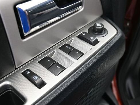Used 2017 Ford Expedition XLT AWD/4WD image 15