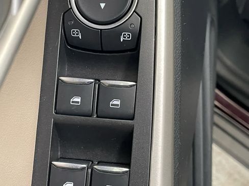 Certified 2022 Ford Explorer Limited w/ Equipment Group 301A image 14