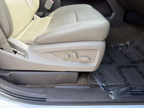 Used 2017 GMC Sierra 1500 SLT w/ SLT Premium Package image 17