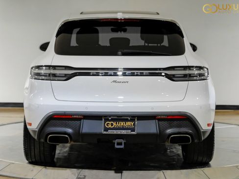 Used 2023 Porsche Macan AWD/4WD image 11