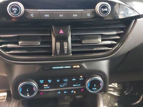 Used 2024 Ford Escape ST-Line AWD/4WD image 28