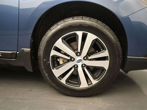 Used 2019 Subaru Outback 2.5i Limited w/ Popular Package #2 image 43