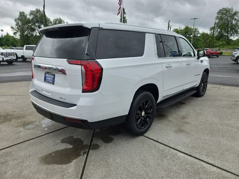 Used 2024 GMC Yukon XL SLT w/ SLT Luxury Package AWD/4WD image 6