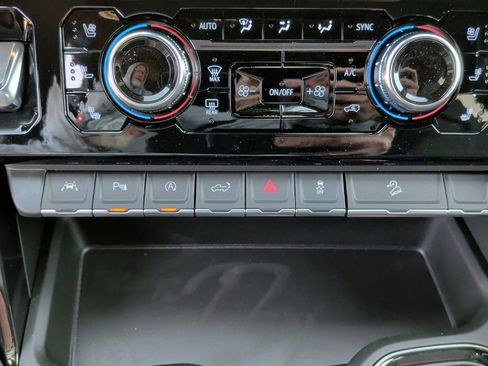 New 2026 GMC Sierra 1500 AT4 w/ AT4 Premium Package image 28