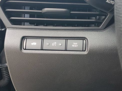 Used 2025 Nissan Altima 2.5 SV FWD image 20