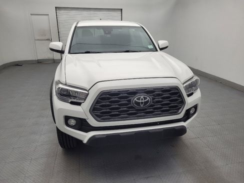 Used 2023 Toyota Tacoma TRD Off-Road w/ Technology Package AWD/4WD image 14