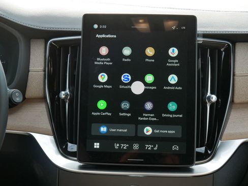 New 2026 Volvo XC90 T8 Ultra w/ Protection Package Premier image 8