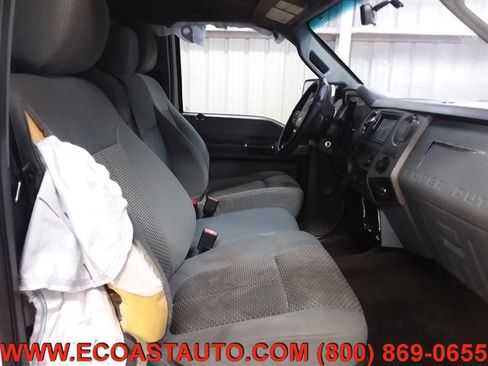 Used 2015 Ford F250 XLT w/ XLT Interior Package image 14