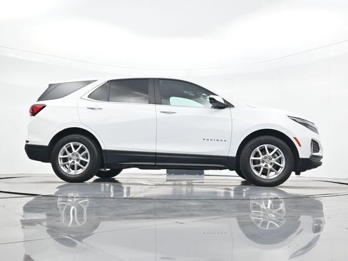 Used 2024 Chevrolet Equinox LT image 21