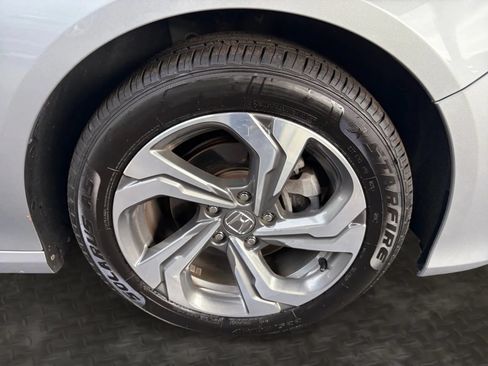 Used 2019 Honda Accord EX image 38