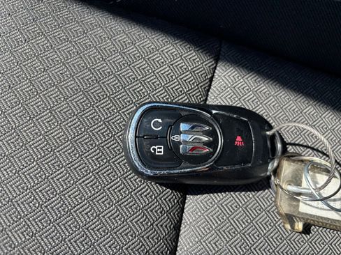 Used 2025 Buick Encore GX Preferred FWD image 21
