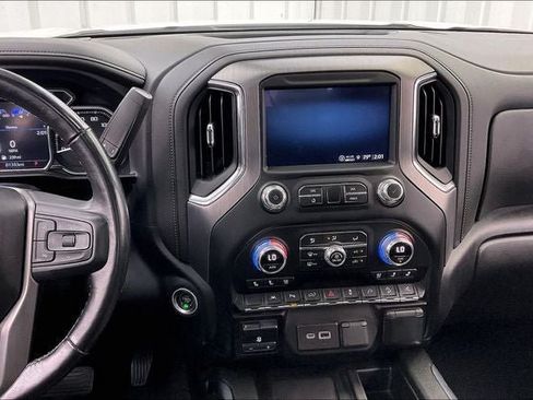 Used 2022 GMC Sierra 1500 Denali w/ Denali Premium Package AWD/4WD image 6