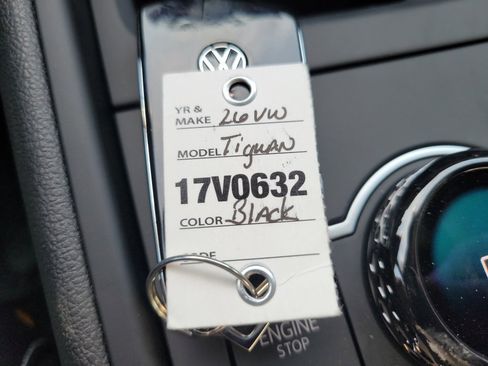 New 2026 Volkswagen Tiguan SE R-Line image 33