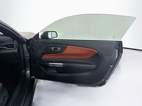 Used 2026 Ford Mustang Premium RWD image 30