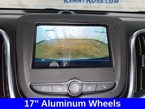 Used 2019 Chevrolet Equinox LT AWD/4WD image 22